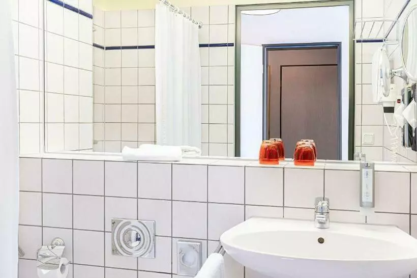 コンフォートルーム, Victor S Residenz Hotel Gummersbach