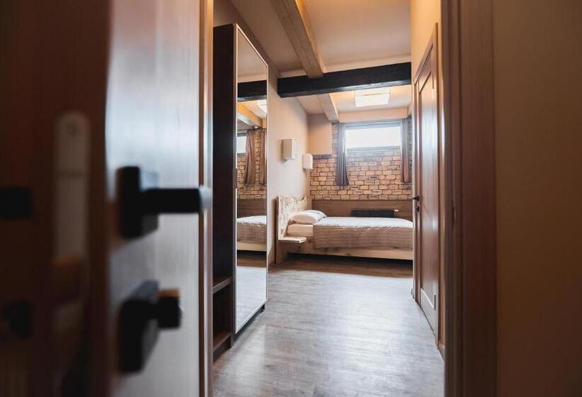 스탠다드 룸 킹사이즈 침대, Pieno Piano