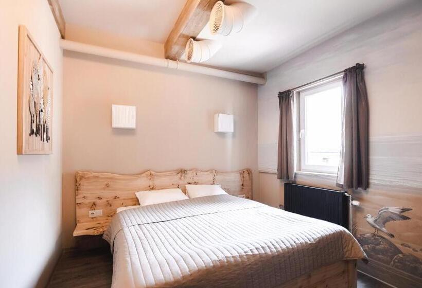 스탠다드 룸 킹사이즈 침대, Pieno Piano