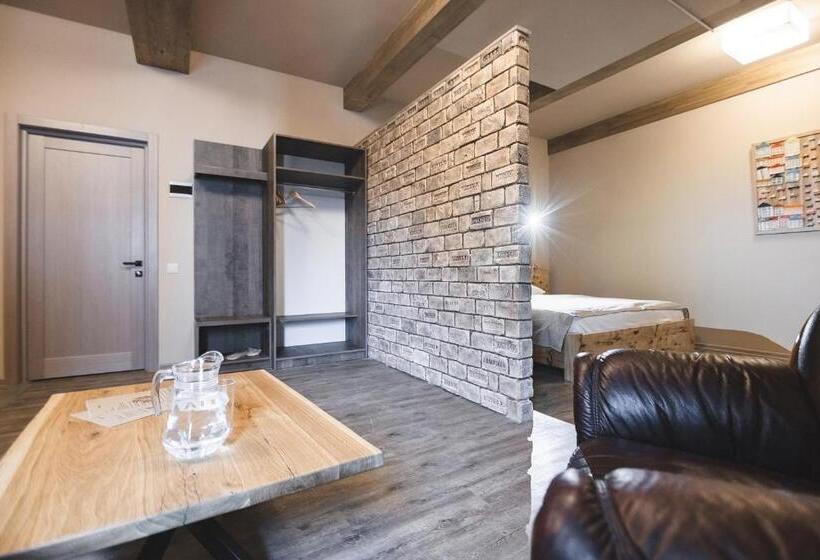 스위트 킹사이즈 침대, Pieno Piano