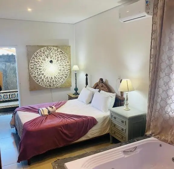اتاق استاندارد با وان آب گرم, Pousada Charlotte