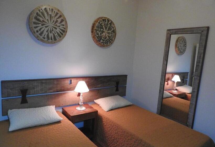 Семейный Номер Deluxe, Pousada Charlotte