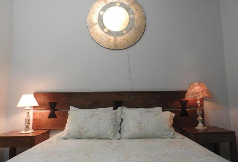 Семейный Номер Deluxe, Pousada Charlotte