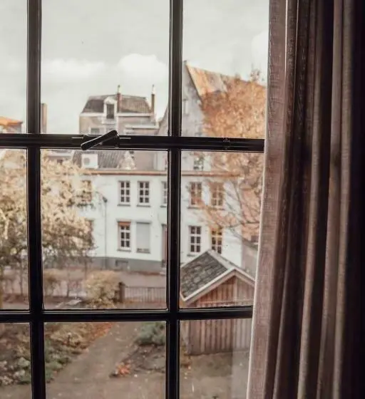 デラックスルーム, Broederenklooster
