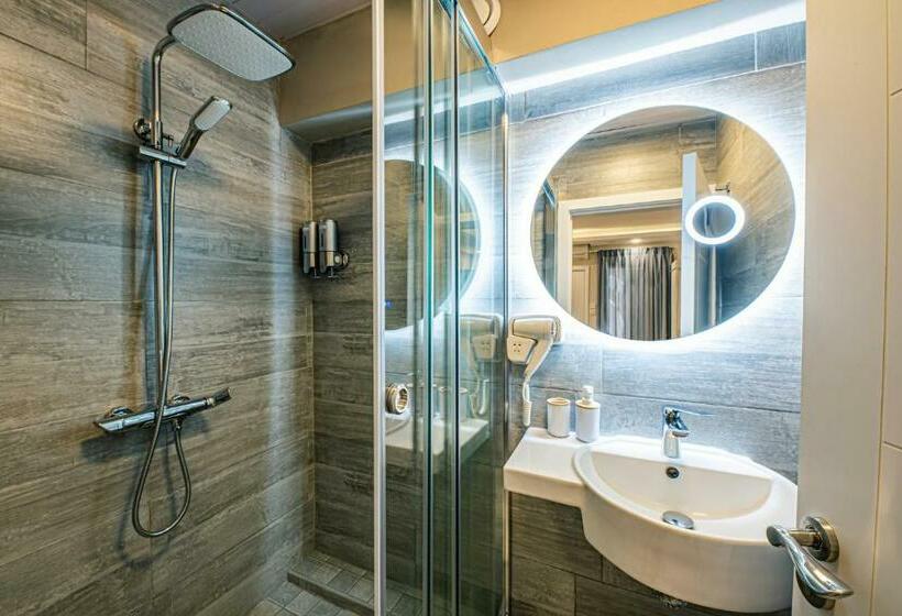 Suite Familiar, Seastar