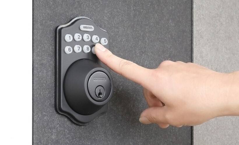 Camera Standard, Lestel Maru