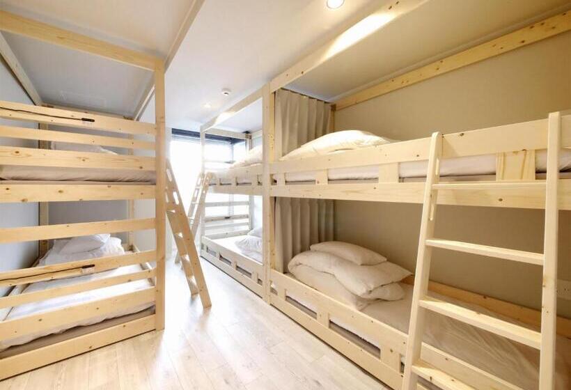 Suite Familiare, Lestel Maru