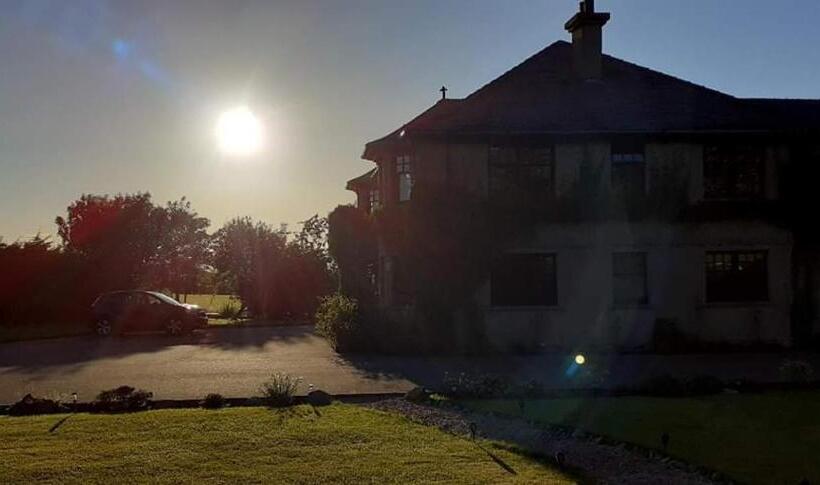 غرفة سوبيريور سرير كينج, Bogenraith House