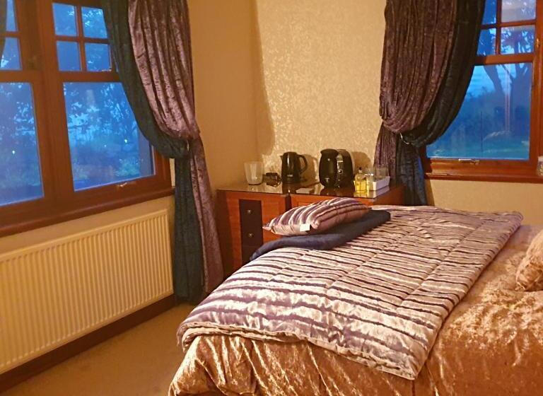 غرفة ديلوكس, Bogenraith House