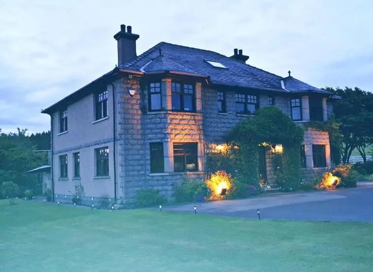 スーペリアールーム, Bogenraith House