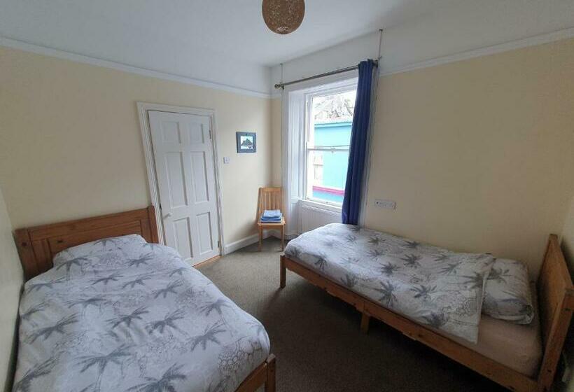 غرفة قياسية, The Grapevine Hostel