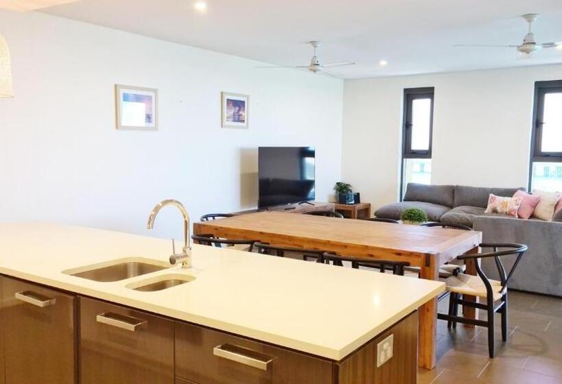 패밀리 아파트, Darwin Waterfront Short Stay Apartments
