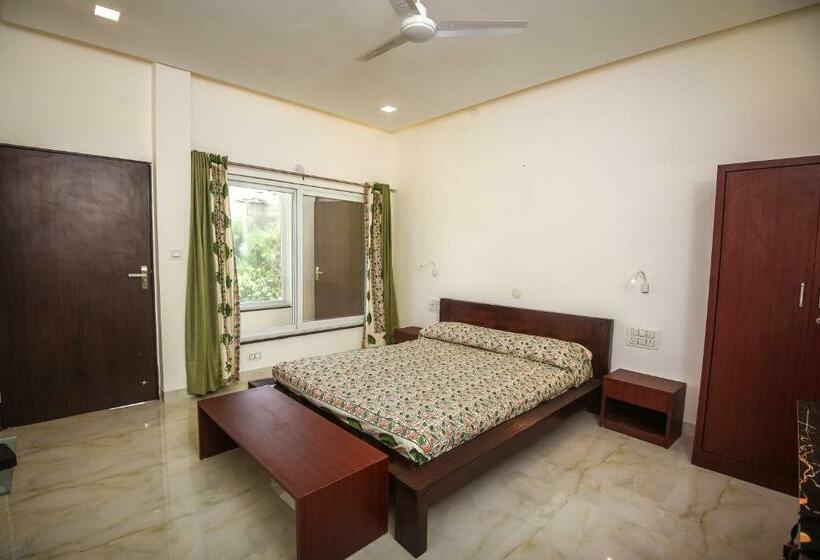 침실 3개 아파트, Family Vacay In Green Settings