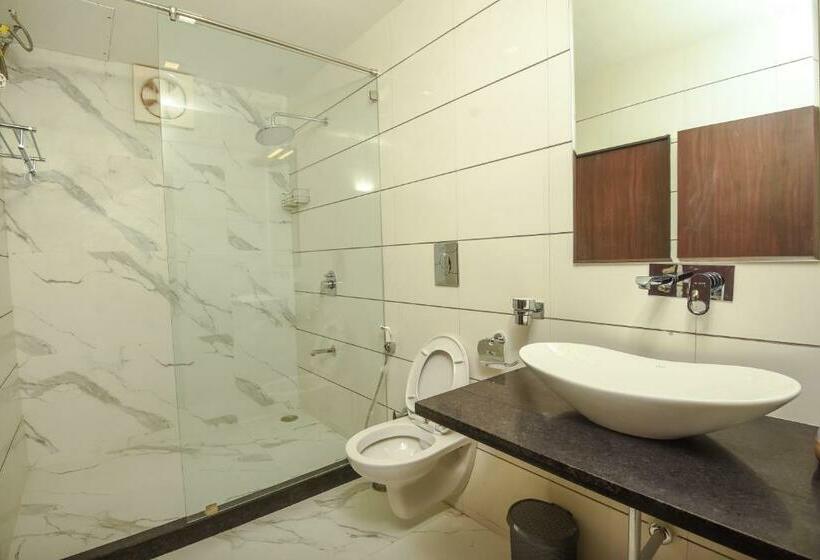 침실 3개 아파트, Family Vacay In Green Settings