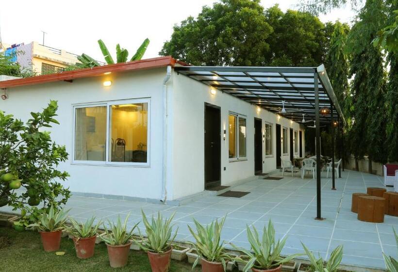 침실 1개 가든 전망 아파트, Family Vacay In Green Settings