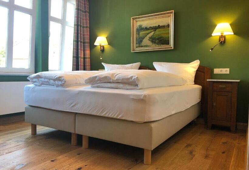 豪华房间, Anno 1848