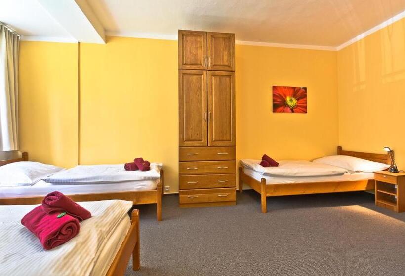 חדר סטנדרט לארבעה, Resort Luna