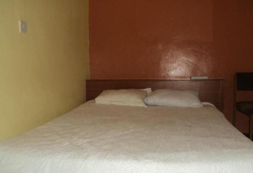 اتاق استاندارد, Hopewell Guest House