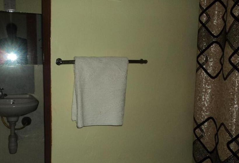 اتاق استاندارد, Hopewell Guest House