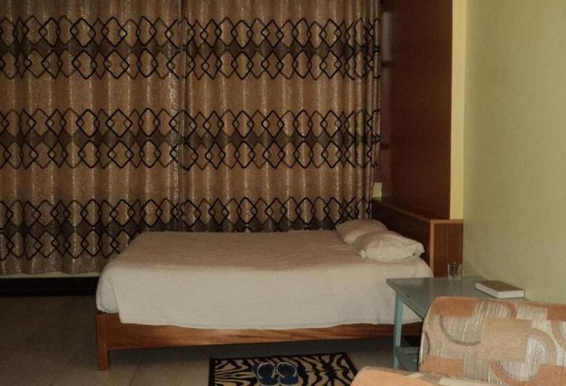 سوییت, Hopewell Guest House