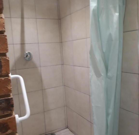 Номер Стандарт Вид на Сад, Meadows Guesthouse