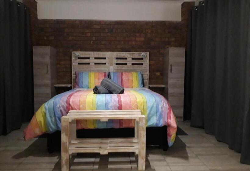 Номер Стандарт Вид на Сад, Meadows Guesthouse