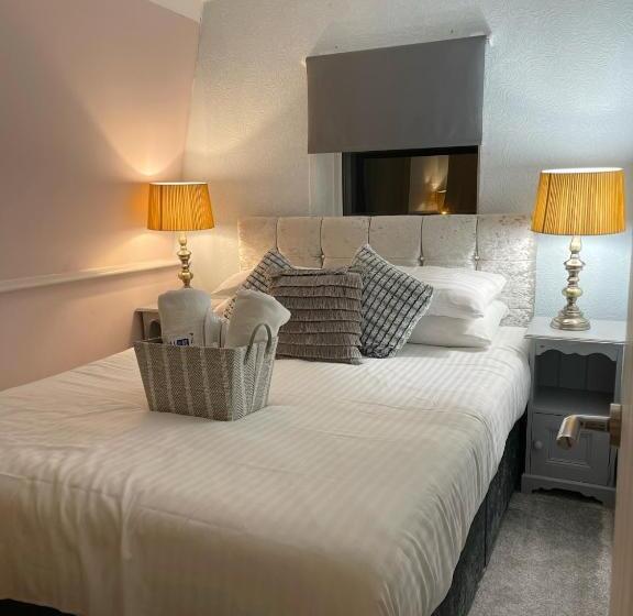 סוויטה משפחתית 2 חדרי שינה, The Chatwal Boutique