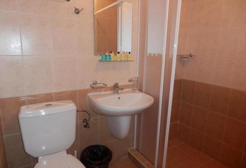 标准间带阳台, Ahilea Hotel   Free Pool Access