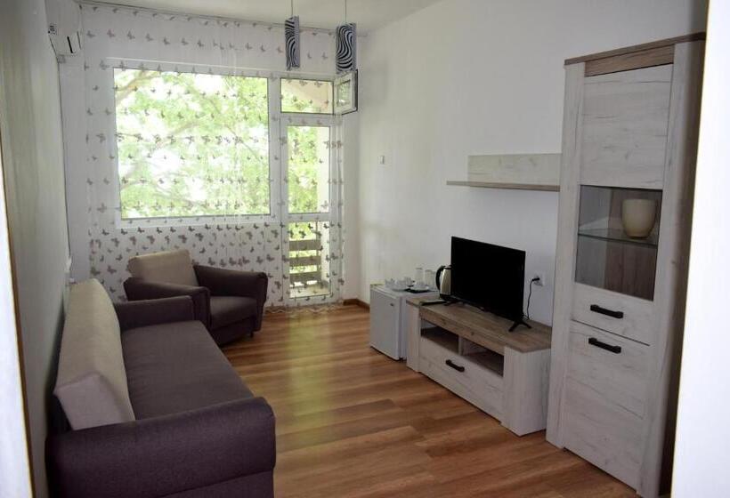 家庭海景房, Ahilea Hotel   Free Pool Access