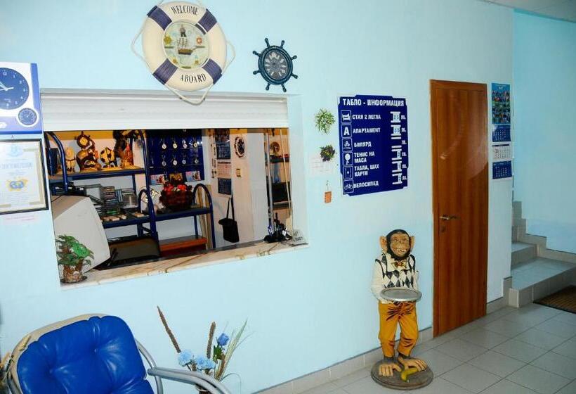 غرفة قياسية, Andi