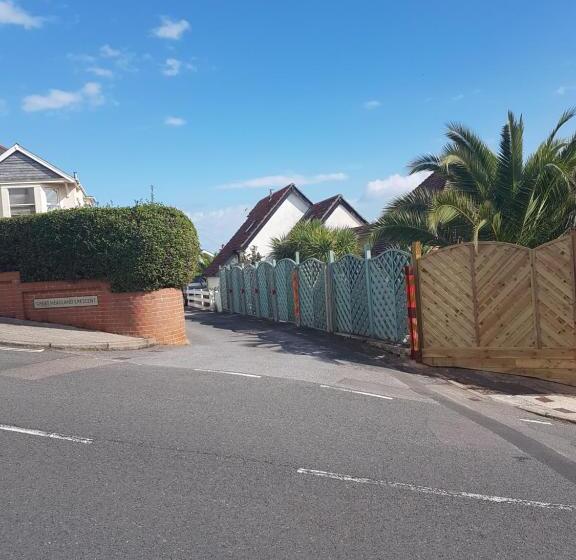 شقة غرفتين, Norwegian Wood