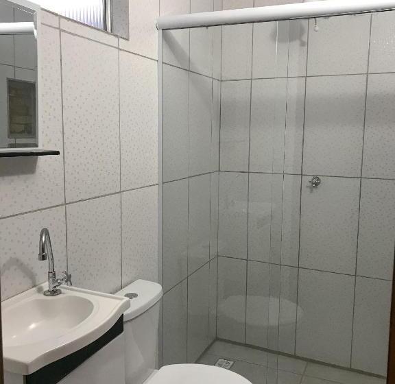 اتاق اکونومی, Suítes Doce Lar