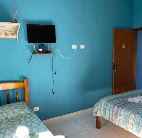 Economy Triple Room, Suítes Doce Lar