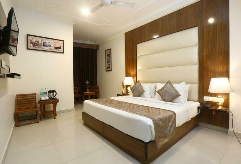 Quarto deluxe, Earth