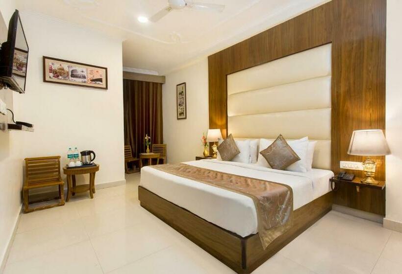 Quarto deluxe, Earth