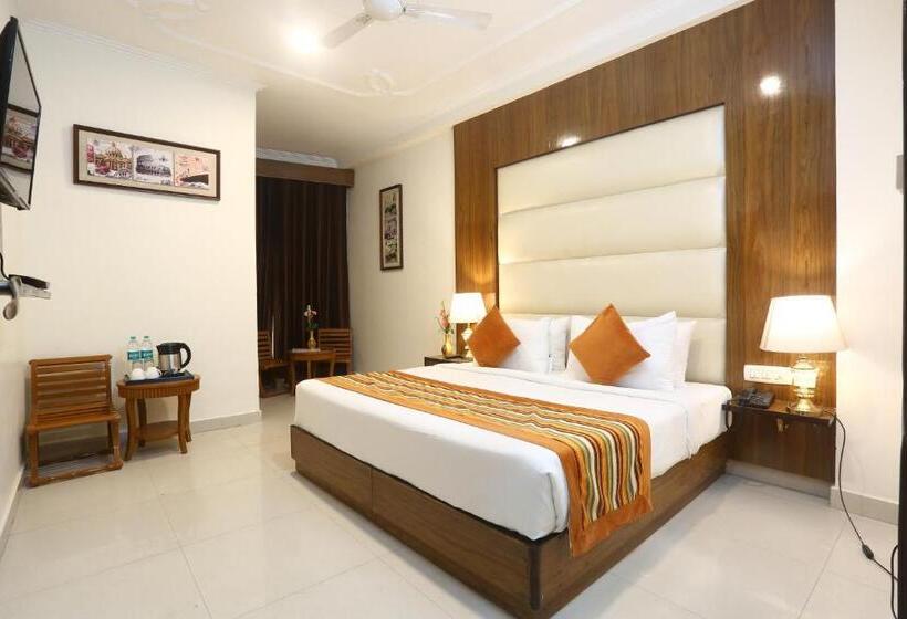 Quarto deluxe, Earth