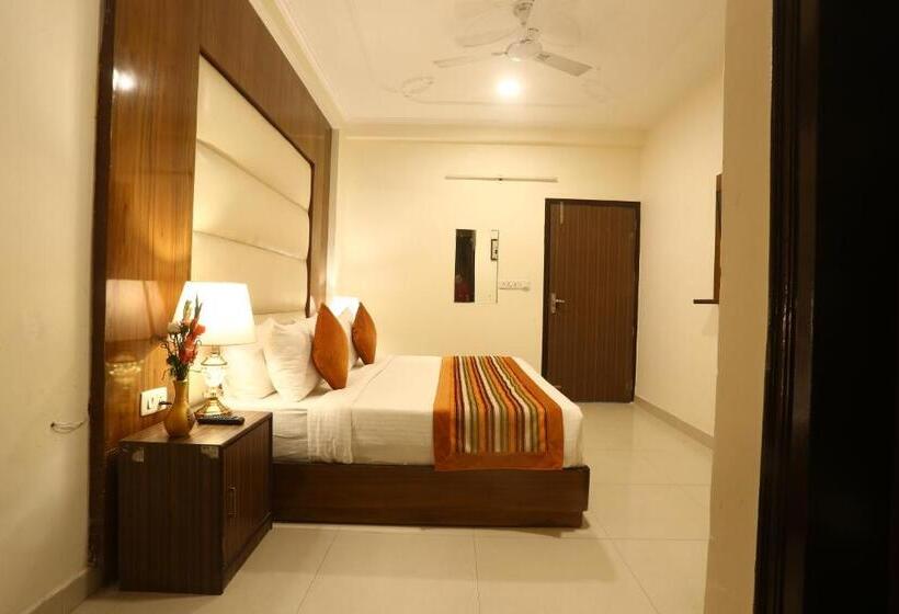 Quarto deluxe, Earth