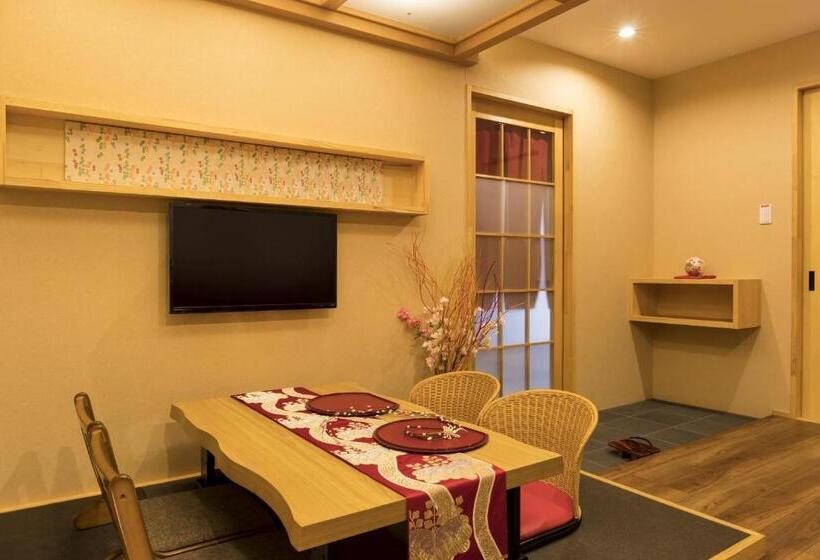 패밀리 룸, Guesthouse Raku