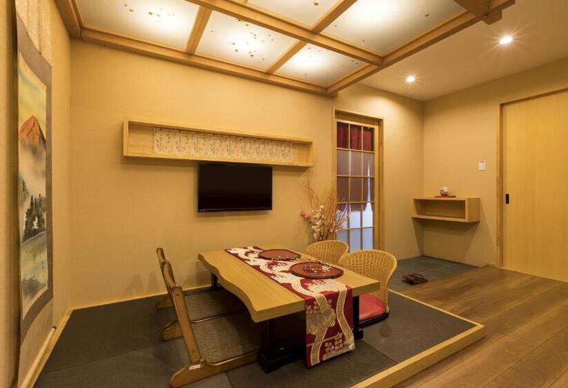 패밀리 룸, Guesthouse Raku