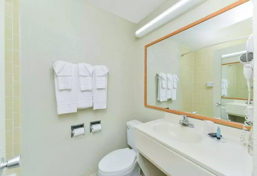 ２ダブルベッドのスタンダードルーム, Americas Best Value Inn Sarasota