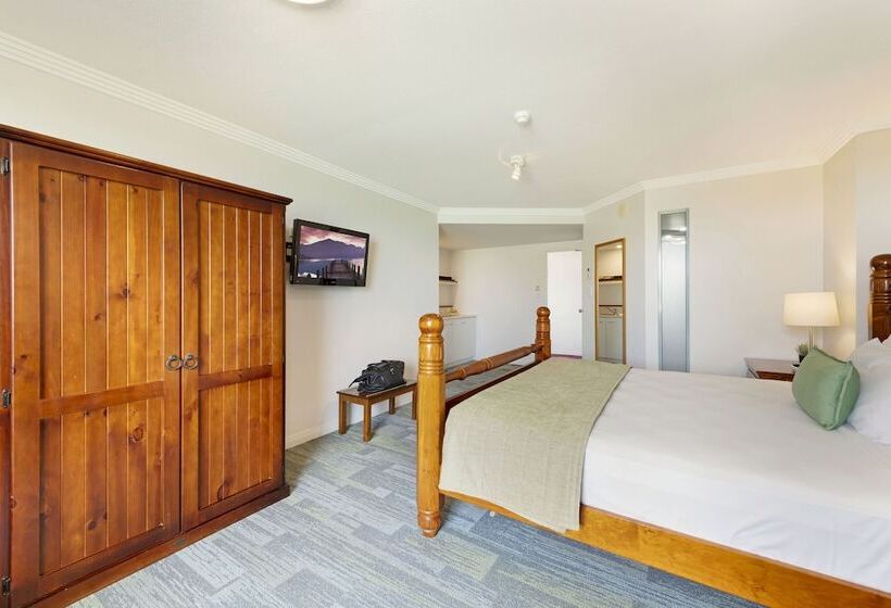 스탠다드 룸 킹사이즈 침대, Burnett Riverside