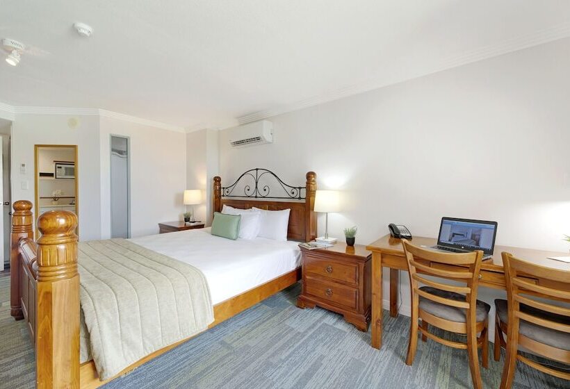 اتاق استاندارد با تخت بزرگ, Burnett Riverside