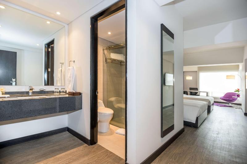 اتاق استاندارد برای معلولان, Burnett Riverside