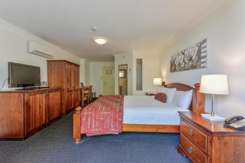 آپارتمان 1 خوابه, Burnett Riverside