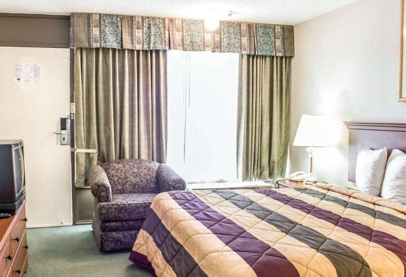 스위트 킹사이즈 침대, Dayspring Extended Stay