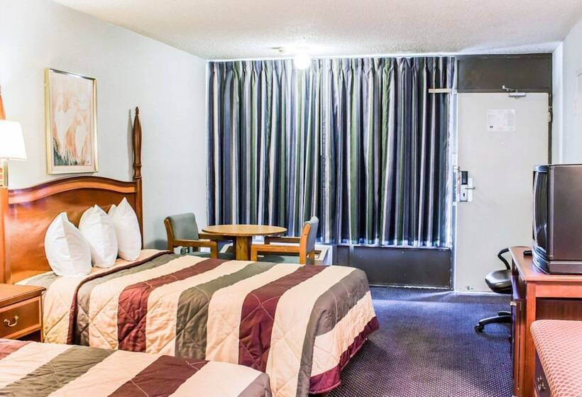 اتاق استاندارد با 2 تخت دوبل, Dayspring Extended Stay