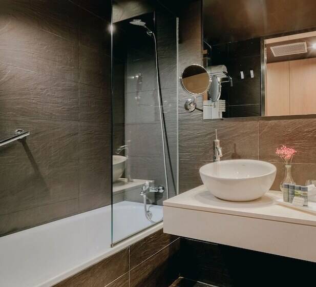 חדר סטנדרט יחיד, Hesperia Bilbao