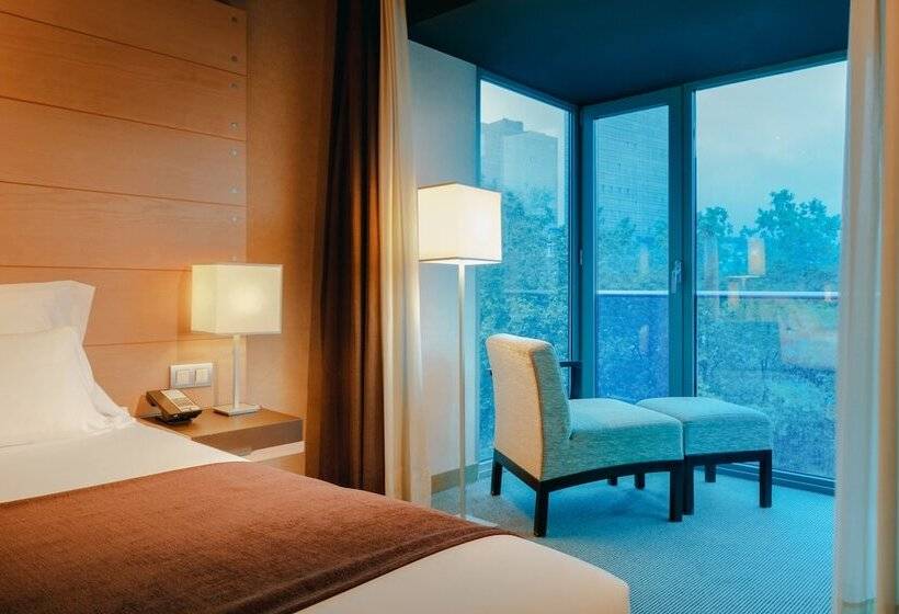 景色の見えるジュニアスイート, Hesperia Bilbao