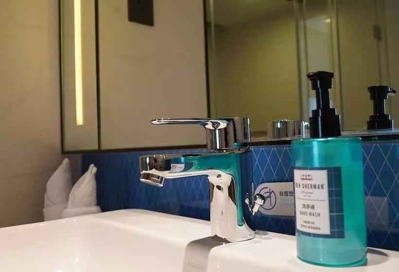 スイート, Holiday Inn Express Shenzhen Dongmen, An Ihg