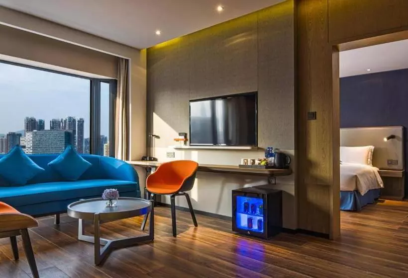 スイート, Holiday Inn Express Shenzhen Dongmen, An Ihg